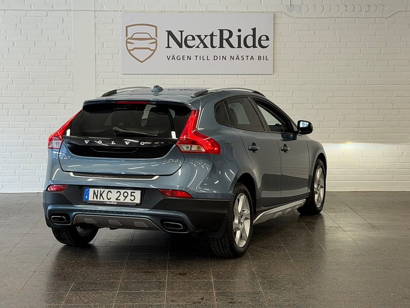 Bild 4 av Volvo V40 Cross Country D4 Geartronic Summum|NyServad|NyBesiktigad|Pano|Automat