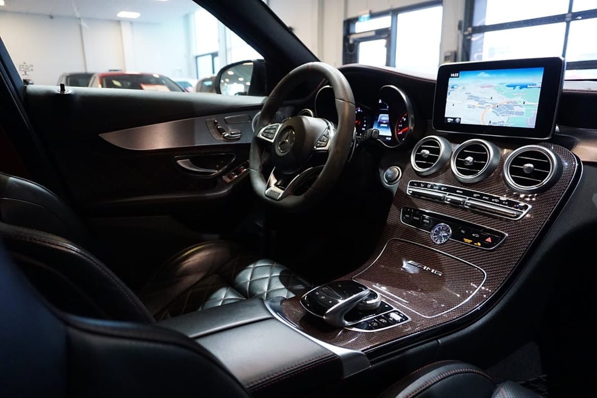 Mercedes-Benz C-Klass 2015 - miniatyr 20