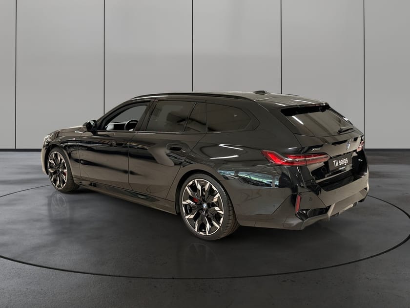 Bilde 3 av BMW 550e xDrive Touring 