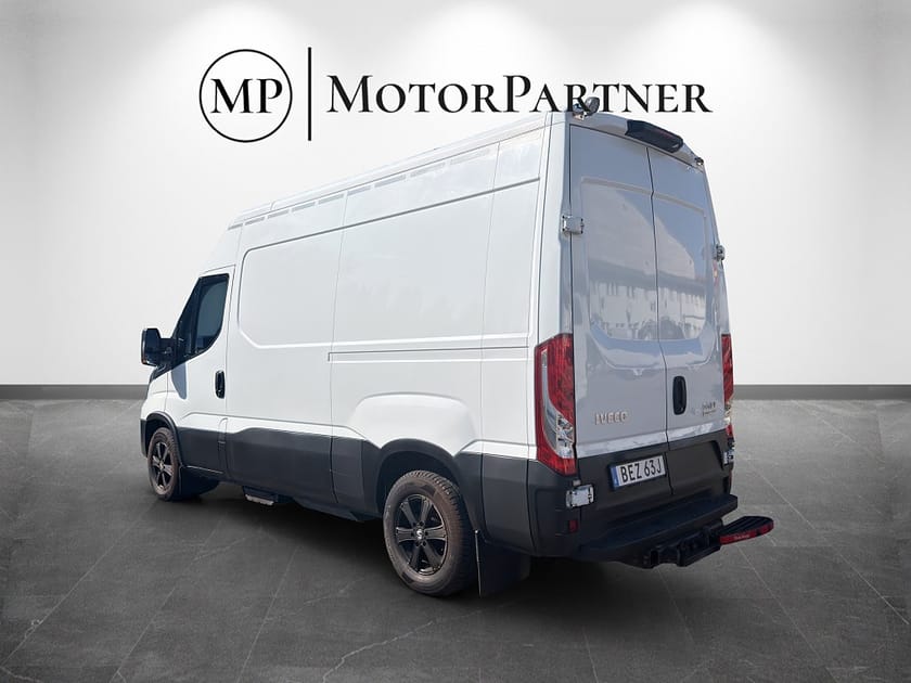Bild 5 av Iveco Daily 35-NP Van 3.0 JTD CNG Hi-Matic Luftfjädring MOMS Euro 6