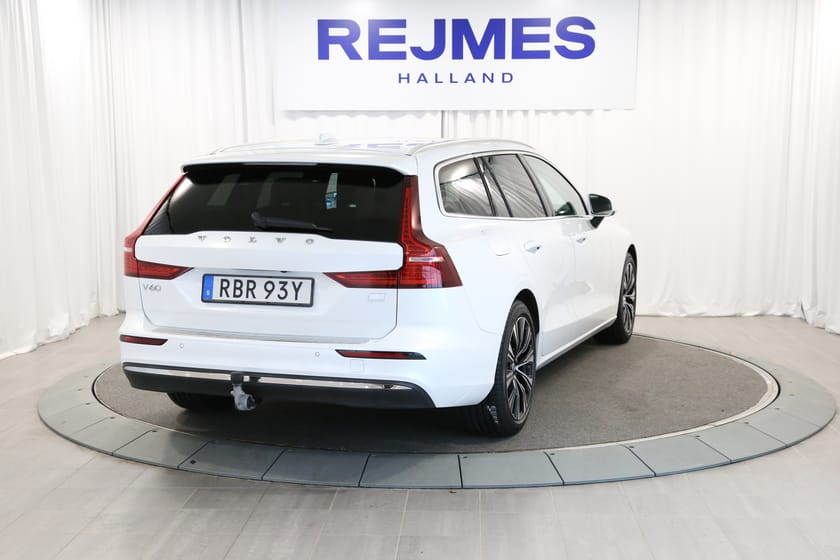 Bild 4 av Volvo V60 Recharge T6 Core Edition | Drag | Ljuspaket | Nya sommardäck |