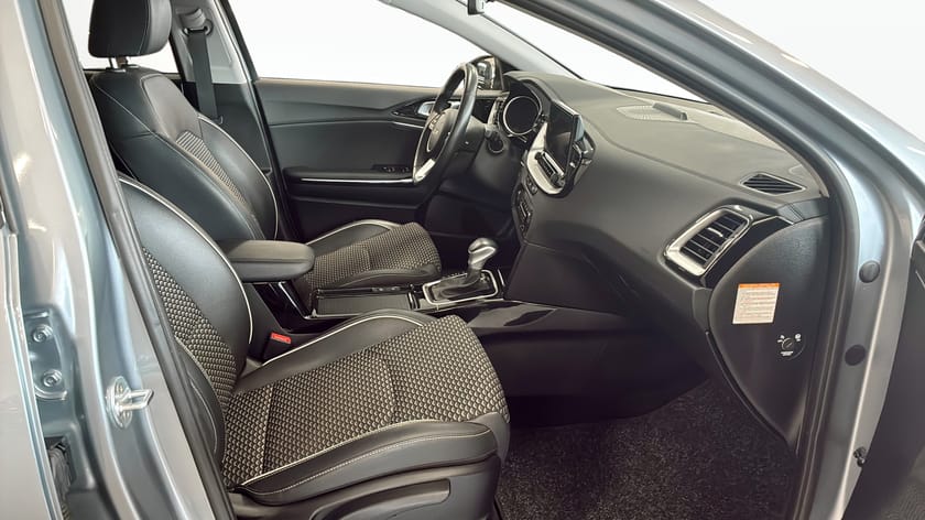 Bild 3 av Kia Ceed Sportswagon Plug-in Hybrid ADVANCE / CARPLAY /