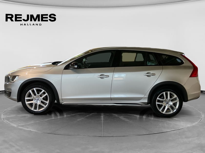 Bild 3 av Volvo V60 Cross Country D4 AWD Bus Adv Summum