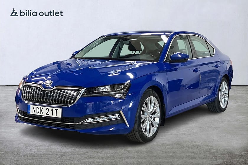 Bild 1 av Škoda Superb iV Skoda 1.4 TSI Style DSG 218hk Navi Carplay P-värm