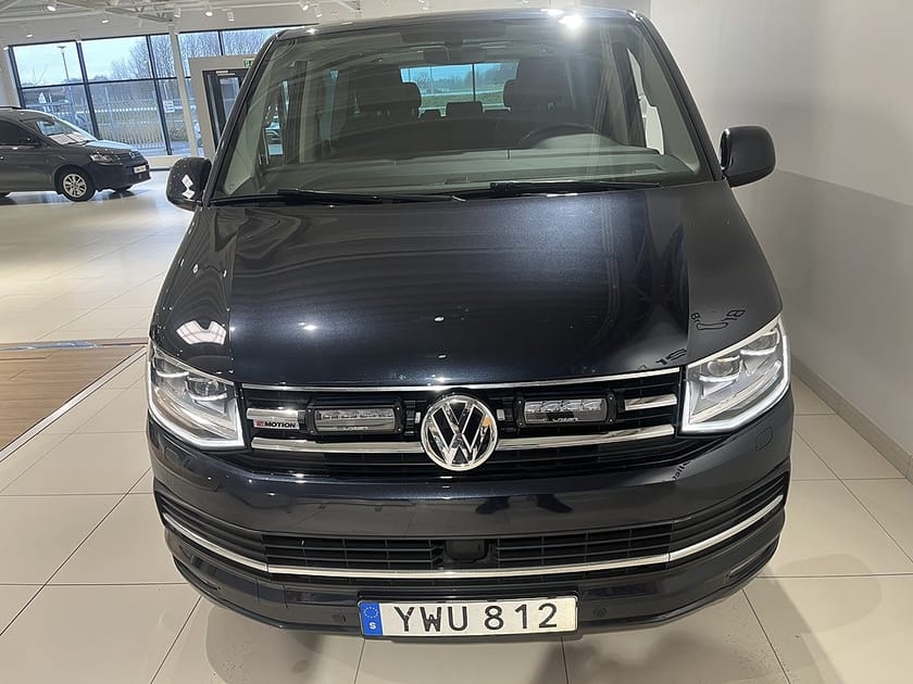 Bild 2 av Volkswagen Multivan HIGHLINE 2.0 TDI 199HK 4M DSG Värmare Drag