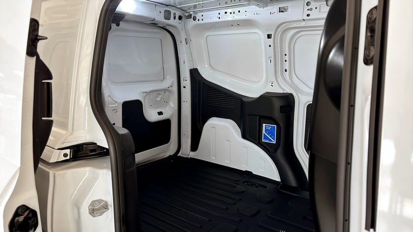 Bild 5 av Ford Transit Courier LIMITED SKÅP 1.0B 125hk / DEMO