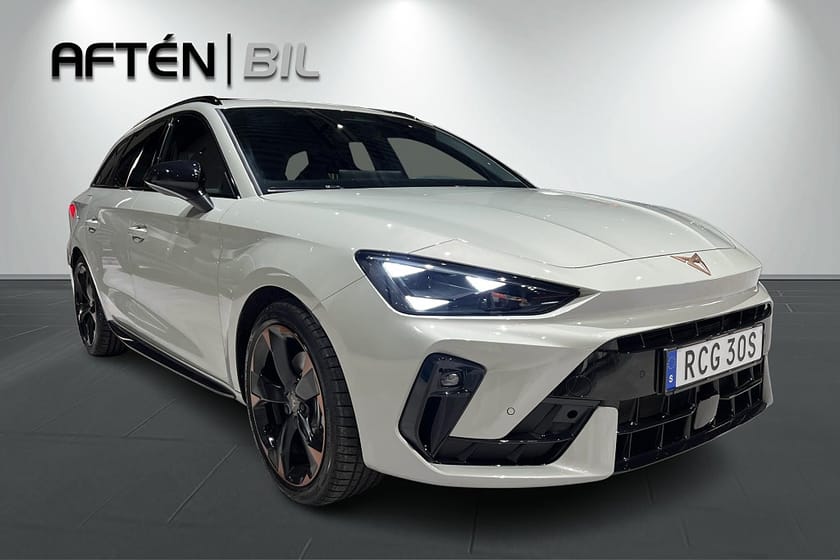 Bild 4 av CUPRA Leon Sportstourer e-Hybrid SP Plug-in 204hk | Elstol, Matrix LED, B-kamera, Demo