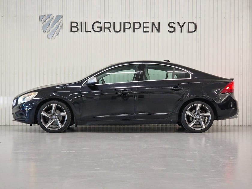 Bild 1 av Volvo S60 D3 R-Design|Euro 5|Dragkrok|