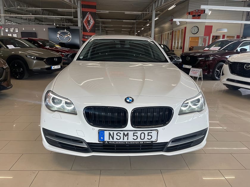 Bild 2 av BMW 520d xDrive Touring 190 hk VÄRMARE DRAG