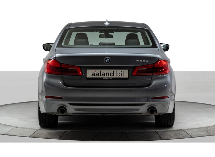 Bilde 2 av BMW 530e xDrive iPerformance Sedan Sport line//lav kilometer stand