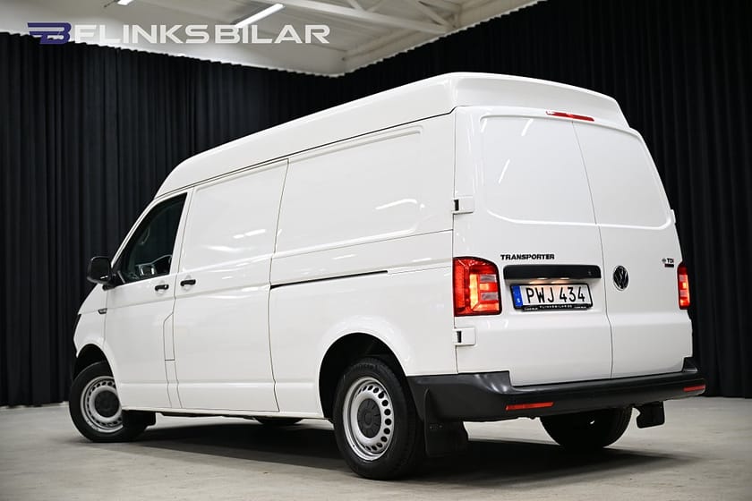 Bild 3 av Volkswagen Transporter 4Motion DSG 150HK L2|Högtak|Dubbeldörr|Drag|Värmare
