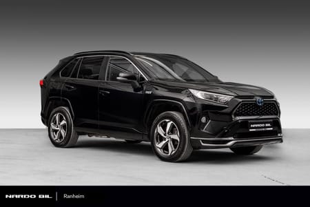 Toyota RAV4 Plug-in Hybrid AWD Active Tech/Krok/ACC/Kamera/Skinn