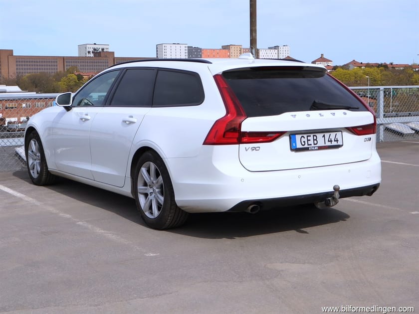 Bild 3 av Volvo V90 D3 2.0 AWD 150hk Kinetic