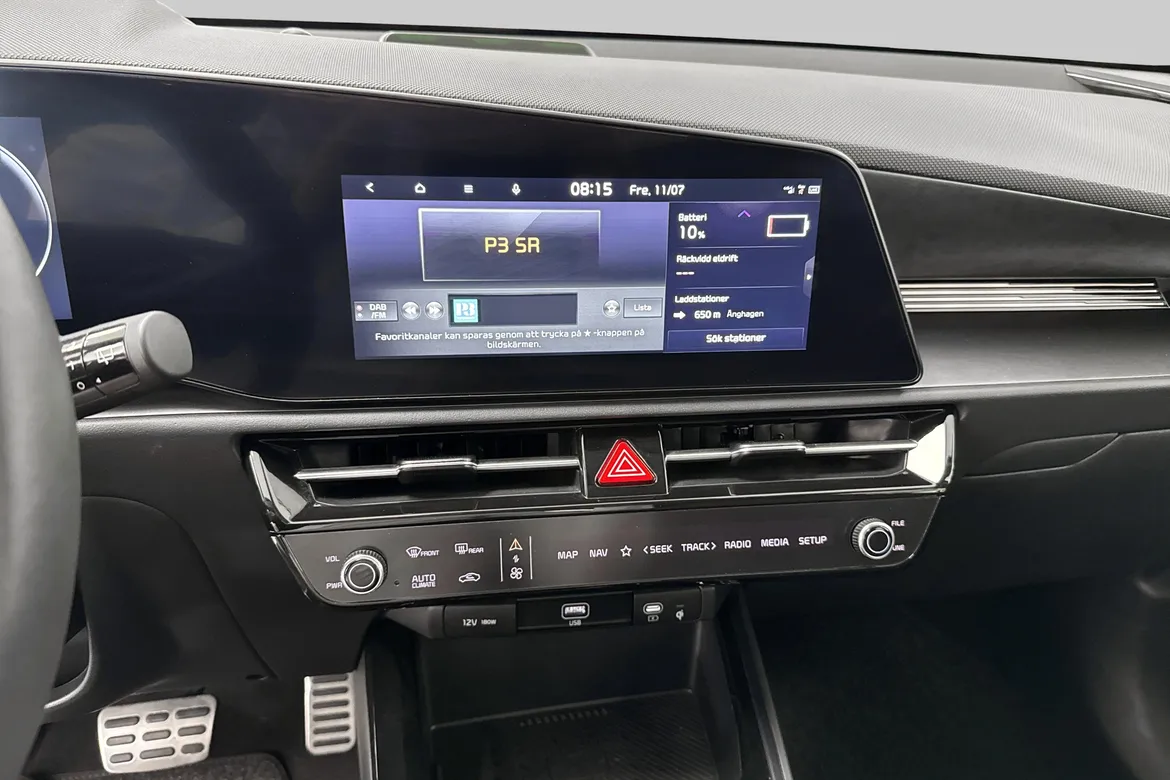 picture of a car