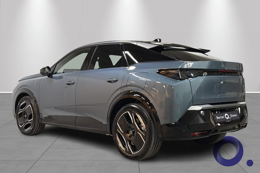 Bilde 3 av Peugeot E-3008 Dual Motor GT Executive 4x4 | ADAPTIV CRUISE, FOCAL, PANORAMA++
