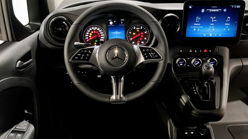 Bild 4 av Mercedes-Benz Citan 112 CDI SKÅP L2 SPECIAL EDITION