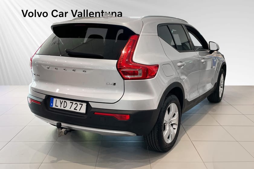 Bild 3 av Volvo XC40 D4 AWD Momentum Intro Edition