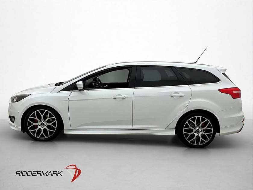 Bild 4 av Ford Focus Kombi 1.5 EcoBoost 150hk Titanium Bluetooth Farthållare
