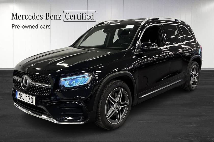 Bild 1 av Mercedes-Benz GLB 220 d 4MATIC AMG Panorama Dragkrok Panelbelysning
