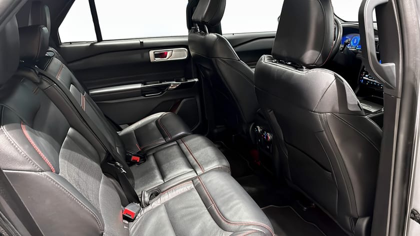 Bild 5 av Ford Explorer Plug-In Hybrid PHEV 457hk ST-Line 7-Sits Pano B&O 360 Drag MOMS