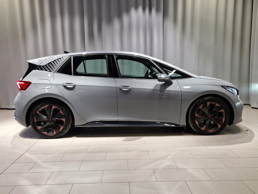 Bild 3 av CUPRA Born e-boost 58 | 231HK | NAVI / P-VÄRME / B-KAMERA