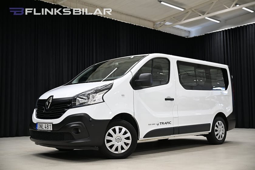 Bild 1 av Renault Trafic Kombi 125HK Passenger|Drag|Värmare|M/K-Värmare|Lågmil
