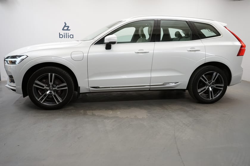 Bild 2 av Volvo XC60 T8 TE Inscription, Taklucka, Baklucka elmanövrerad, Dragkrok