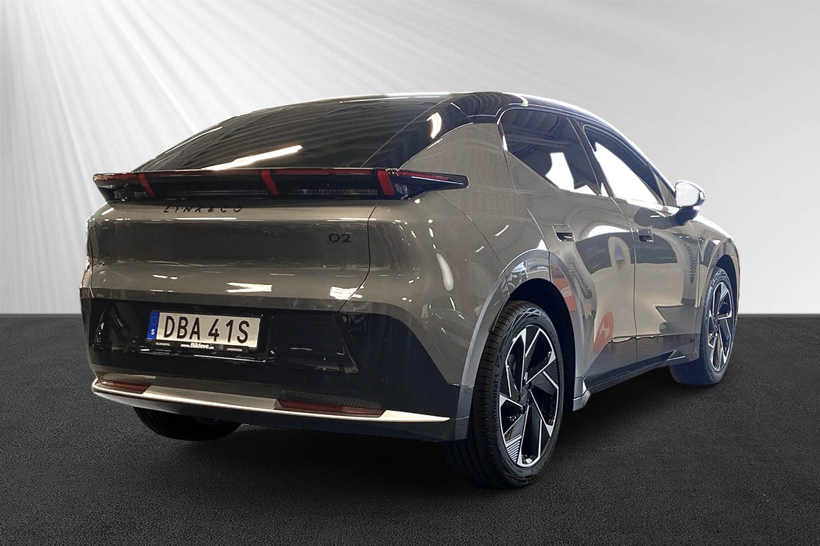 Lynk & Co 02 EV