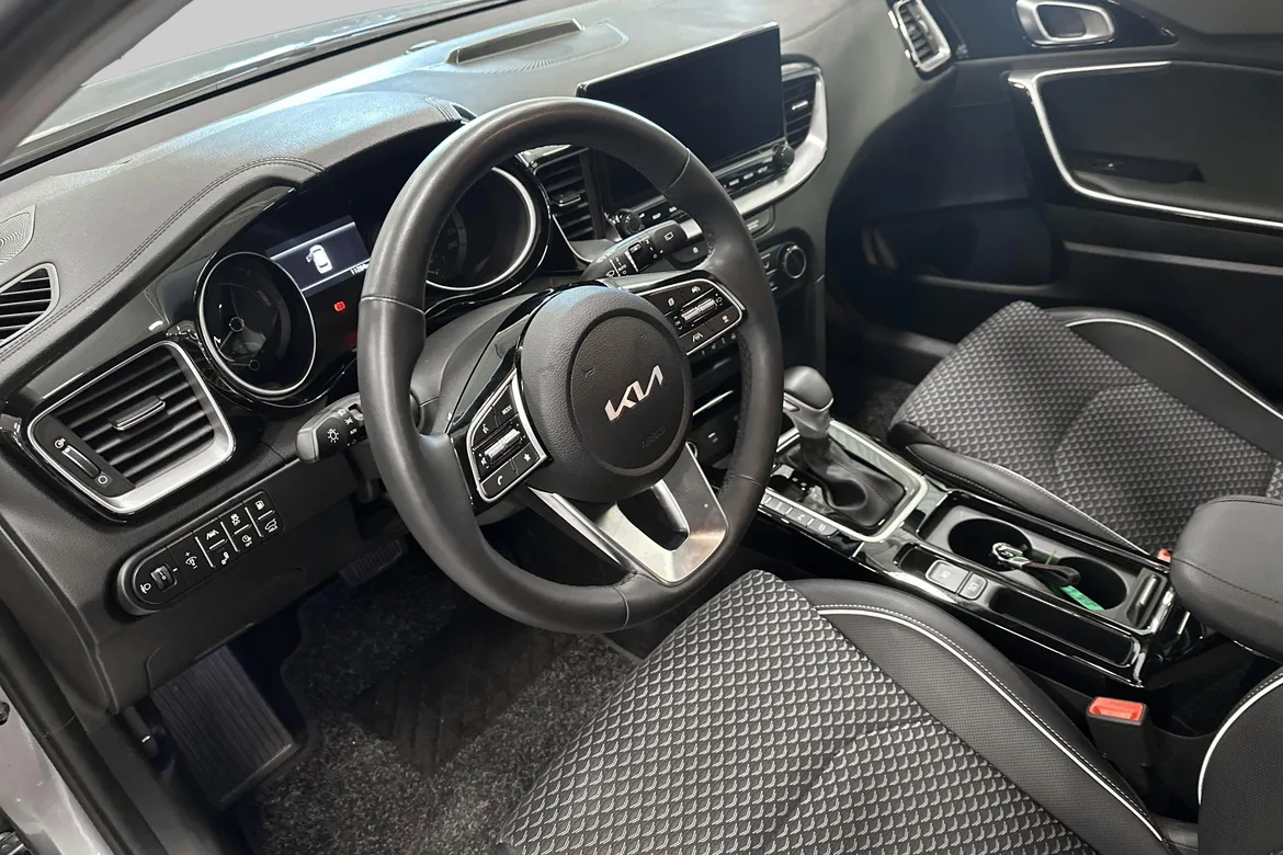 picture of a car