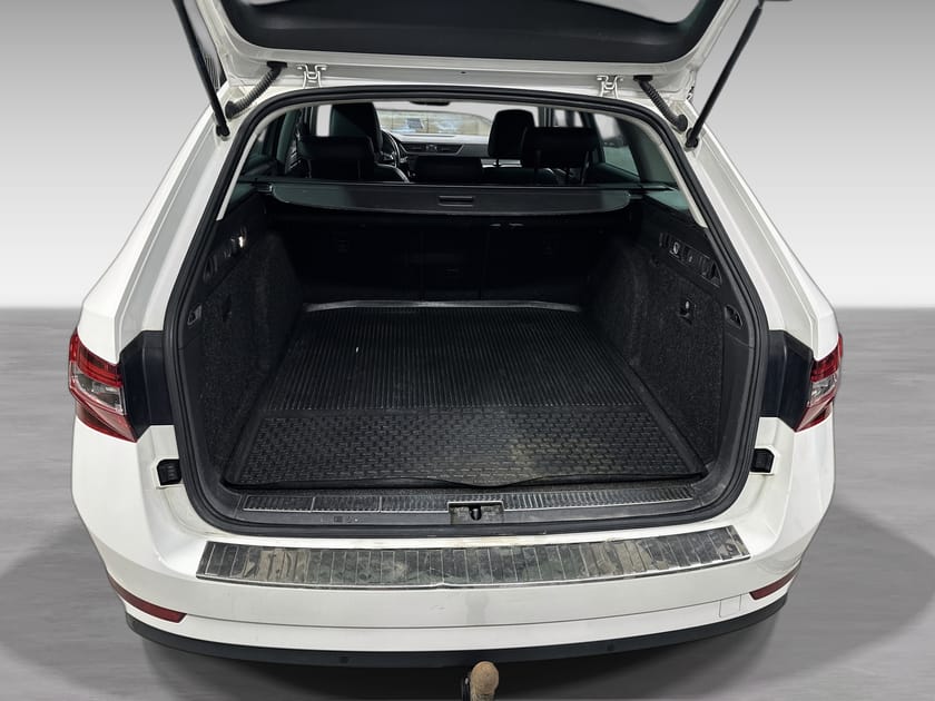 Bild 4 av Škoda Superb Kombi 