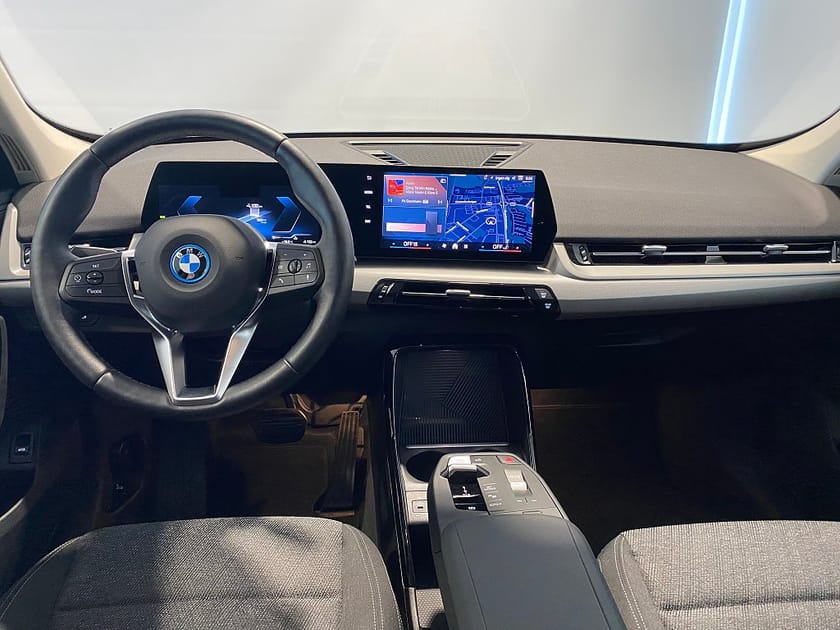 Bild 3 av BMW iX1 xDrive30 4,95% ränta Rattvärmer Drag