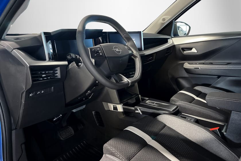 Bild 4 av Opel Frontera Hybrid 136 GS | | FAST RÄNTA | 3299:-| FULLUTRUSTAD SUV