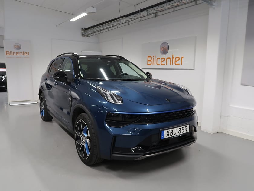 Bild 3 av Lynk & Co 01 PHEV V-Däck ingår 360°-Infinity-Pano-Elstol-Navi-CarPla