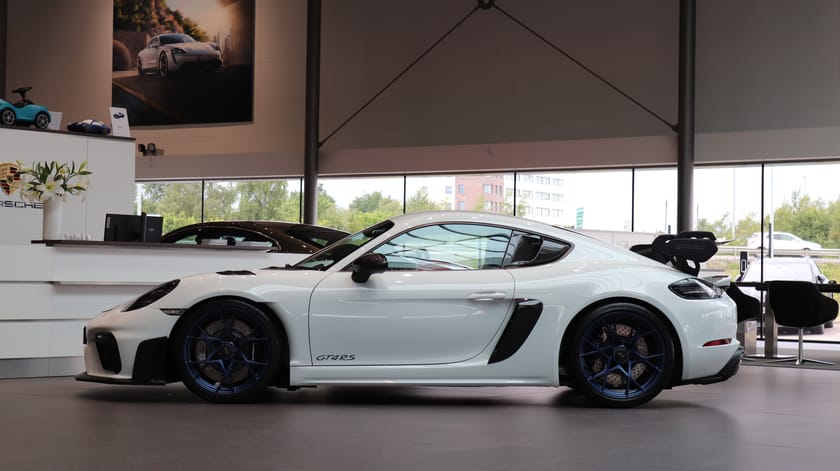 Bild 3 av Porsche 718 Cayman GT4 RS Clubsport 