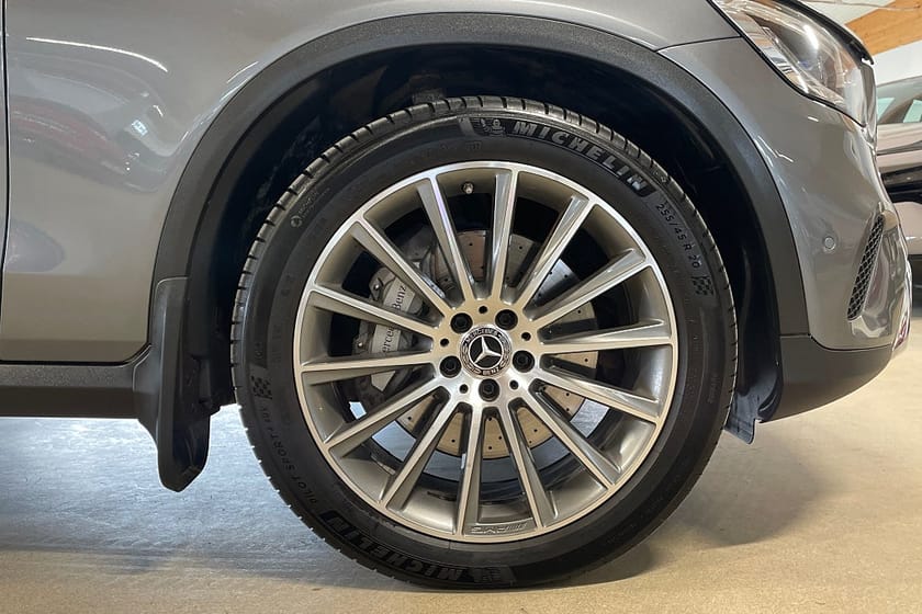 Bild 5 av Mercedes-Benz GLC 400 d 4MATIC 330hk 360-kamera / Head-Up / Burmester