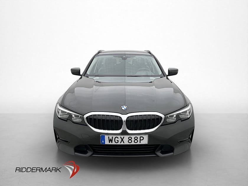 Bild 2 av BMW 320d xDrive Touring 320 190hk Sport line Värmare Cockpit CarPlay