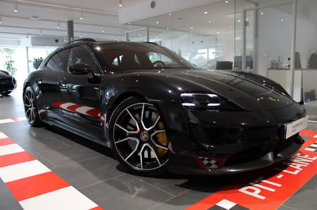 Porsche Taycan Turbo S Sport Turismo