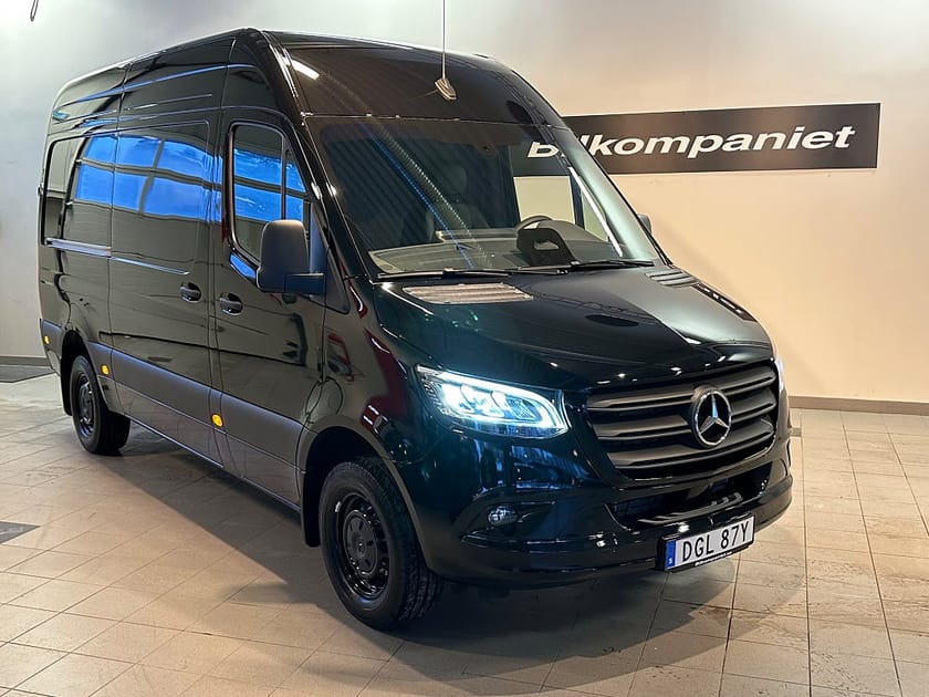 Bild 1 av Mercedes-Benz Sprinter 319 CDI Panel Van A2 360kam 2-sits Select 9G-Tronic 3,5t drag