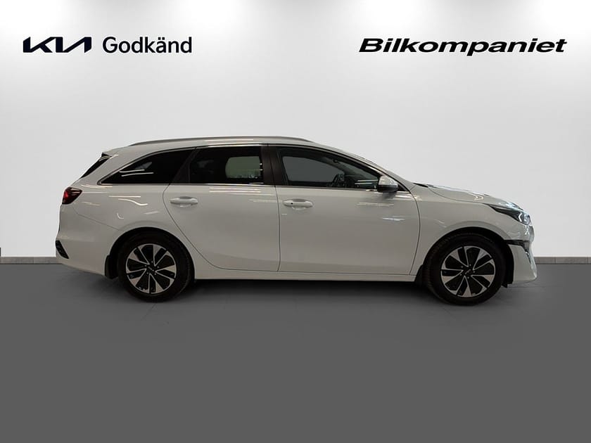 Bild 3 av Kia Ceed Sportswagon Plug-in Hybrid SW Advance V-Hjul Drag M&K-Värmare Godkänd
