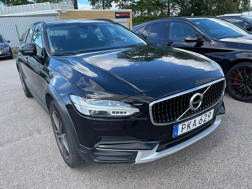 Bild 2 av Volvo V90 Cross Country D4 AWD 190HK 4x4 Business