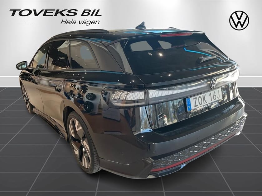 Bild 5 av Volkswagen ID.7 GTX Tourer 340 hk