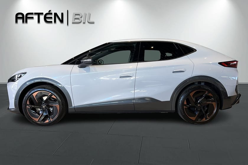 Bild 4 av CUPRA Tavascan VZ 77kWh AWD 340hk|Pano, HUD, 360 kamera Demo