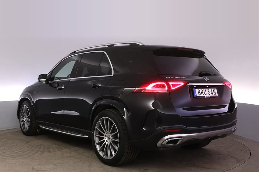 Bild 4 av Mercedes-Benz GLE 350 de 4MATIC AMG Pano Burmester Drag 360 21''