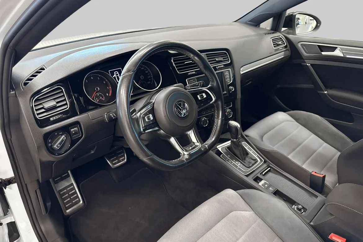 picture of a car
