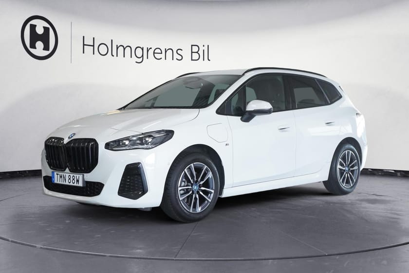 Bild 1 av BMW 225e xDrive Active Tourer M Sport Innovation Fartpilot Drag