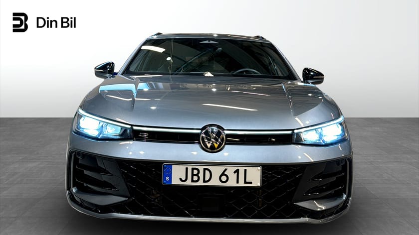 Bild 4 av Volkswagen Passat Sportscombi TDI193 DSG 4M R-Line Black style
