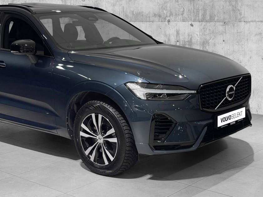 Bilde 2 av Volvo XC60 Recharge T6 R-Design B&W|TONEDE|PANO|8år*