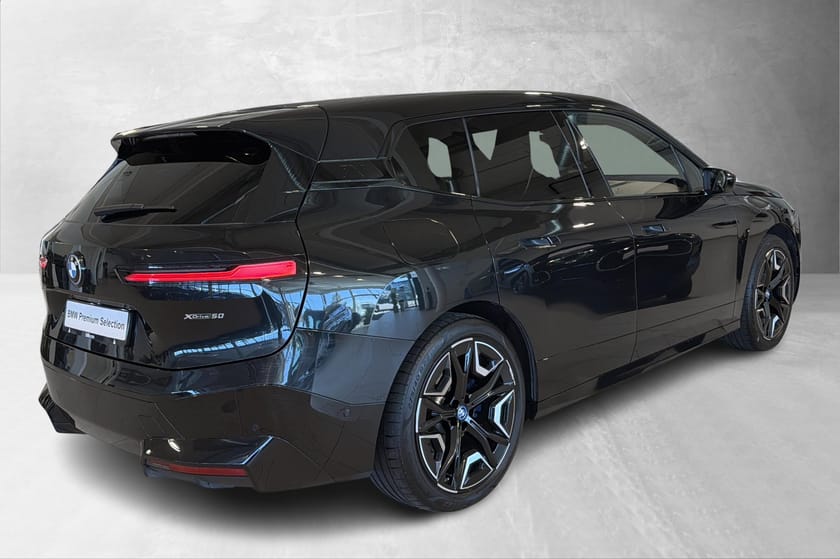 Bilde 4 av BMW iX xDrive50 Harman Pano krok multiseter ventilerte