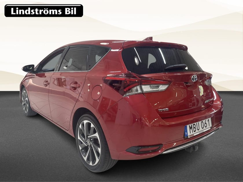 Bild 4 av Toyota Auris Hybrid 1,8 HSD 5D Active Plus Comfortpack, Dragkrok, V-hjul