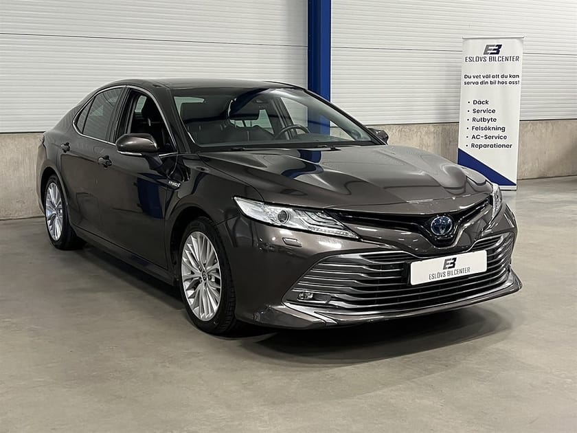 Bild 2 av Toyota Camry Hybrid CVT 218 HK / Executive / HUD / JBL / Navi /